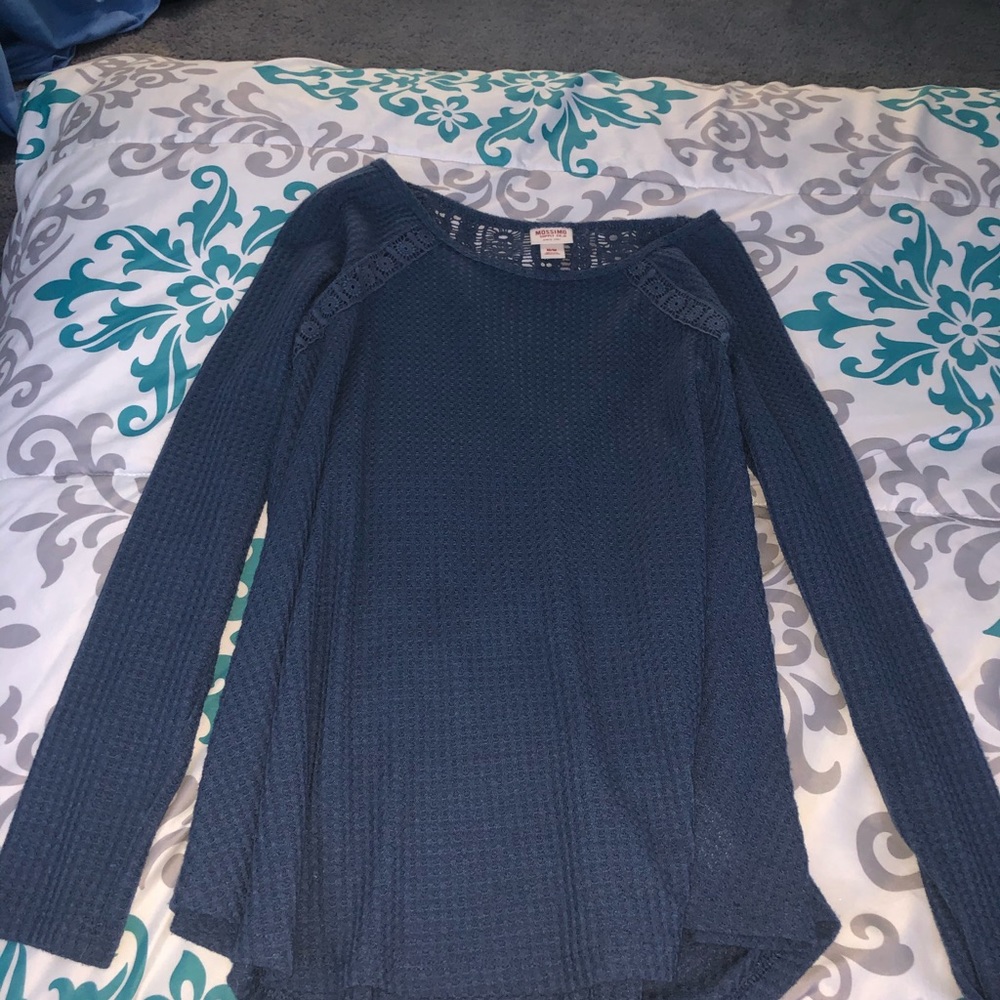 long sleeve blue casual shirt
